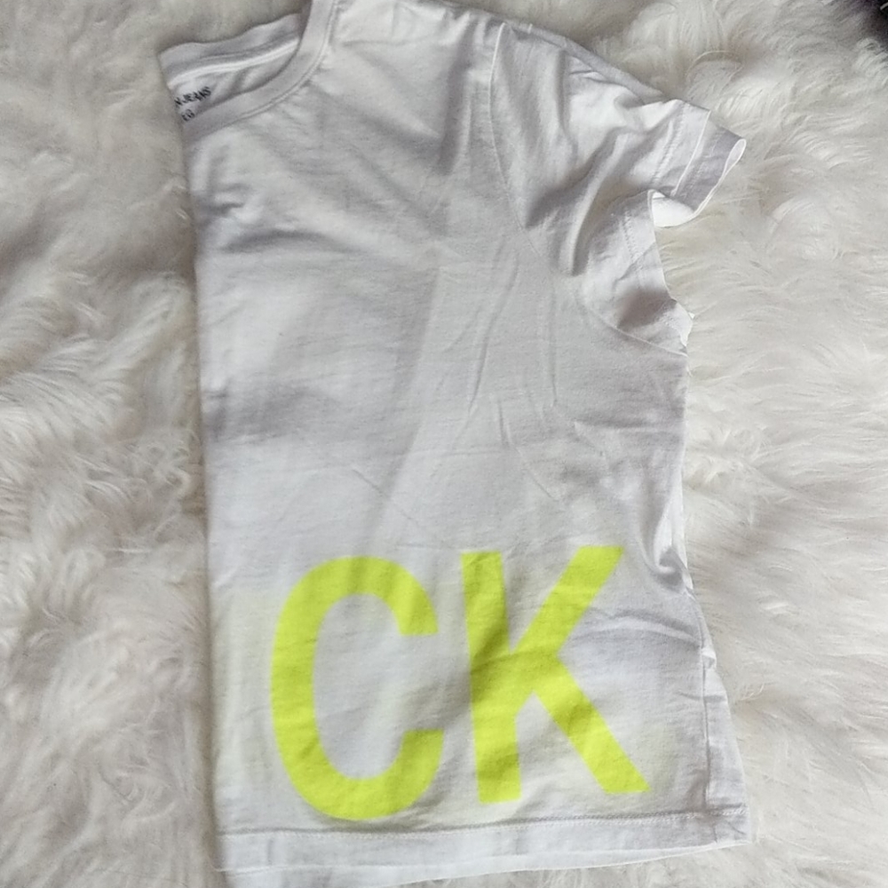 CK crop top